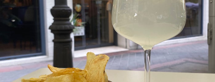 TreZe Restaurante & Bar is one of Lugares guardados de Roberto.