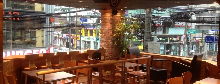 The Coffee Bean & Tea Leaf is one of dearest’s Liked Places.