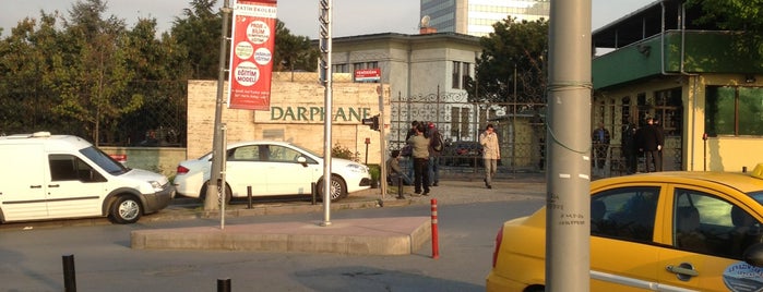 Darphane Kavşağı is one of สถานที่ที่ Ayhan ถูกใจ.