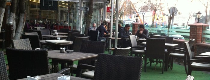 Yeşil Vadi Cafe is one of Lugares favoritos de Burak.