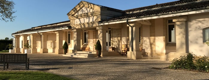 Château Dauzac is one of Lieux qui ont plu à María.