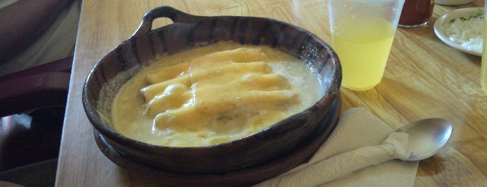 Enchiladas is one of Maria Isabelさんの保存済みスポット.
