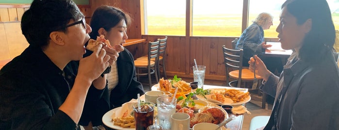 LobstaLand is one of North Shore Seafood.