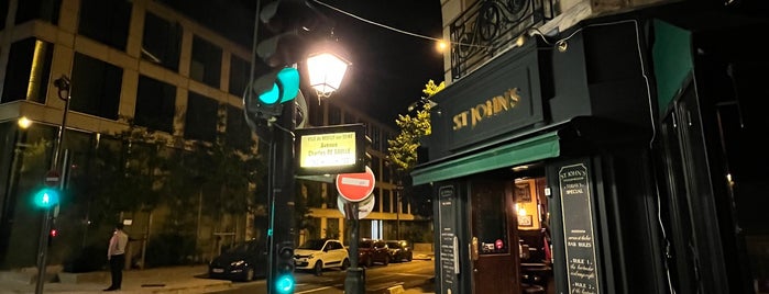 Saint John's Pub is one of Bars.