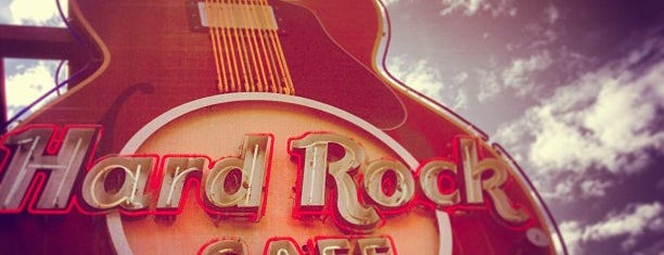 Hard Rock Cafe Memphis is one of Places I have been.