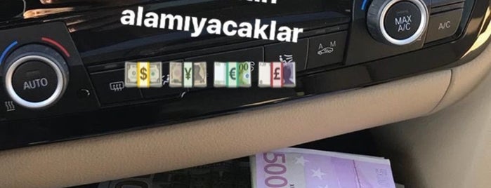 Akbank Moda Subesi is one of Ecem D.'ın Beğendiği Mekanlar.