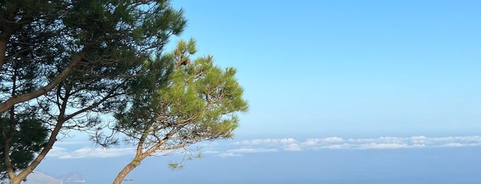 Monte Solaro is one of Capri.