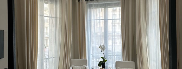 Le Metropolitan, a Tribute Portfolio Hotel, Paris is one of Paris ♥️.