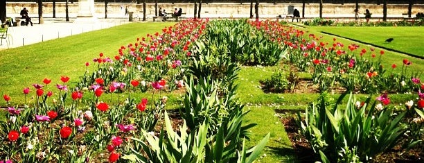 Tuileries Garden is one of Paris.