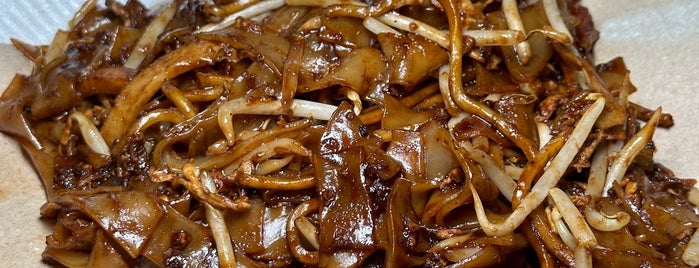 Lao Fu Zi Fried Kway Teow 老夫子炒粿条 is one of Singapore.