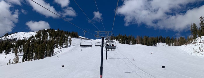 Mammoth Mountain Ski Resort is one of US.