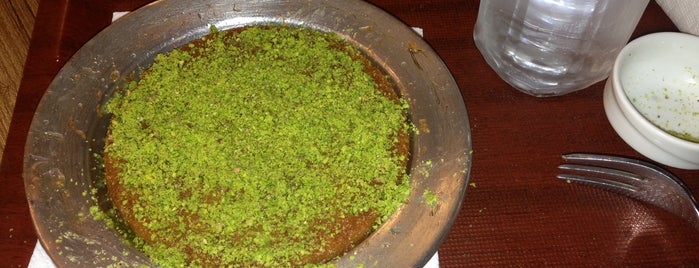 Yaşar Usta Burma Kadayıfları is one of İstanbul Desserts.