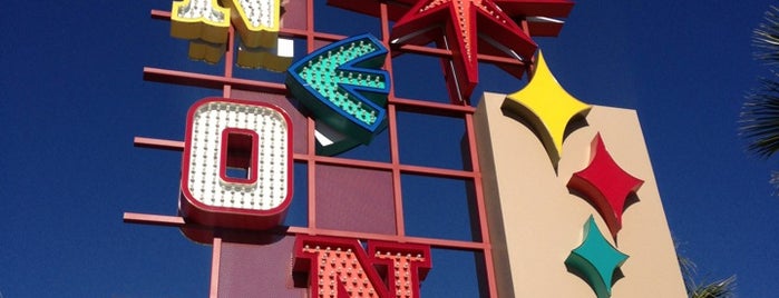 The Neon Museum is one of VEGAS Finds 🎰.