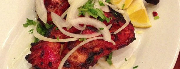Shezan Pakistani & Northern Indian Cuisine is one of John'un Kaydettiği Mekanlar.