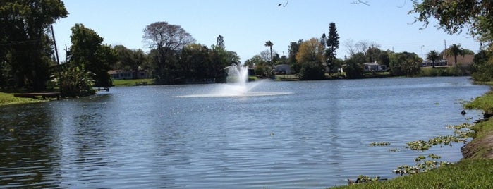 Blossom Lake Park is one of Posti salvati di Kimmie.