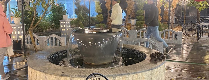 Parsina Hookah Bar | قلیان سرای پارسی نا is one of Outside The City.
