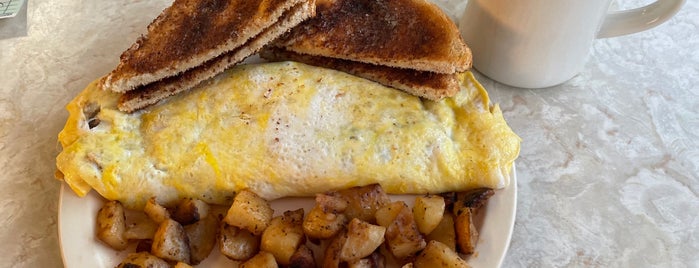 Bishop's 4th Street Diner is one of 500 Things to Eat & Where - New England.