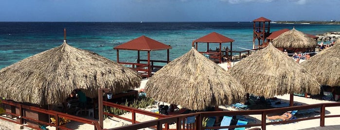De Palm Island is one of Aruba..