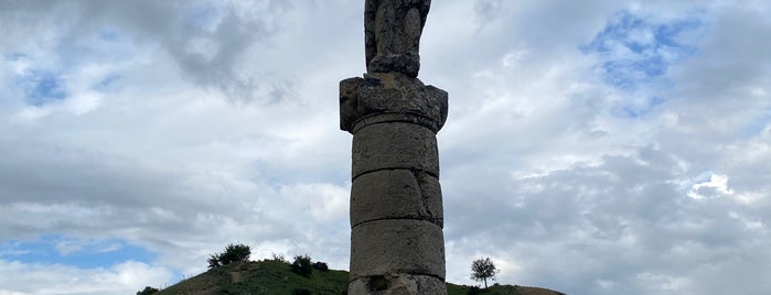 Karakuş Tümülüsü is one of Nemrut&sun.