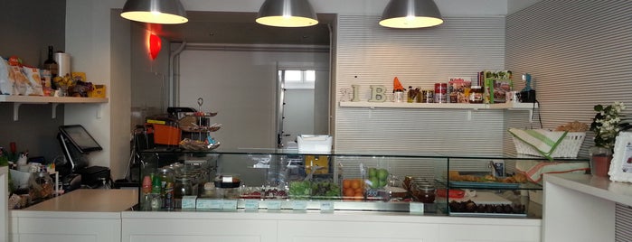 Insalatina & Bakery® is one of Where eat in Milan.