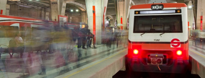 Tren Suburbano Buenavista is one of Metro de la Ciudad de México.