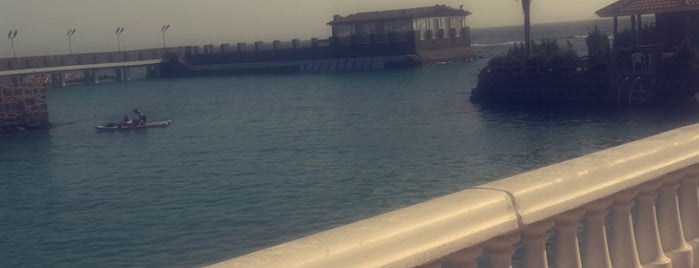 Private Beach is one of Jeddah b4.