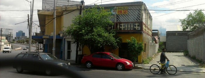 La Sazón De China is one of สถานที่ที่ Jorge Octavio ถูกใจ.