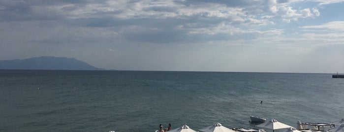 Ocean 6 is one of Lugares favoritos de Deniz.