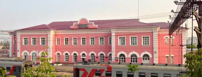Yelets Railway Station is one of สถานที่ที่ Valeriya ถูกใจ.