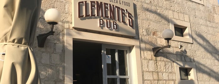 Clemente‘s Pub is one of Luburovic 💏.