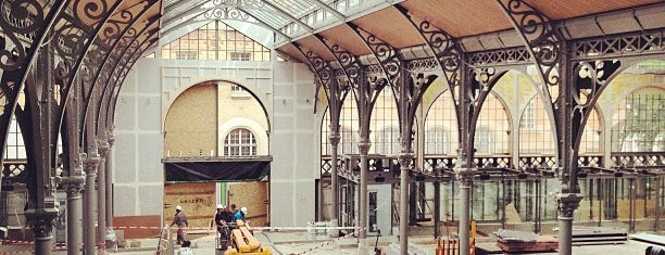 Carreau du Temple is one of Paris Culture.