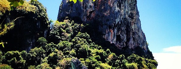 Railay Beach East is one of Guide to the best spots in Krabi.|เที่ยวกระบี่.