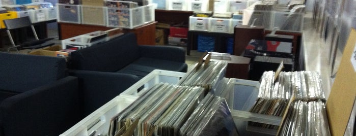 Vinyl For All is one of สถานที่ที่บันทึกไว้ของ Esenin.
