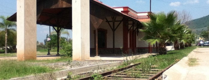 Estación del Ferrocarril is one of Lugares favoritos de Julio.