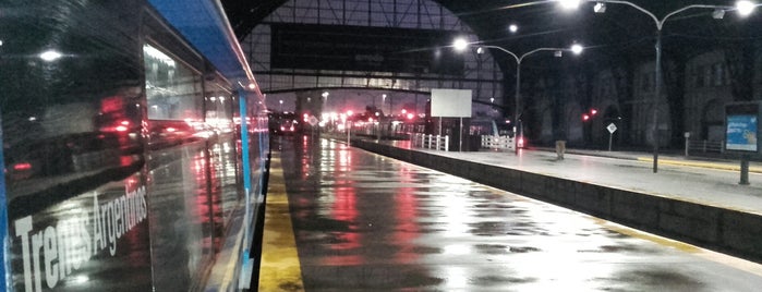 Estación Retiro [Línea San Martín] is one of transportes.