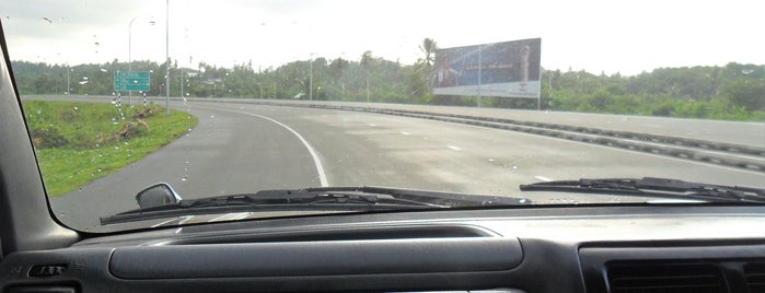 Southern Expressway is one of Sri Lanka.