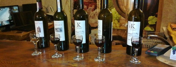 Efendi Wine House is one of Türkiye'deki En İyi Şarap Barları.