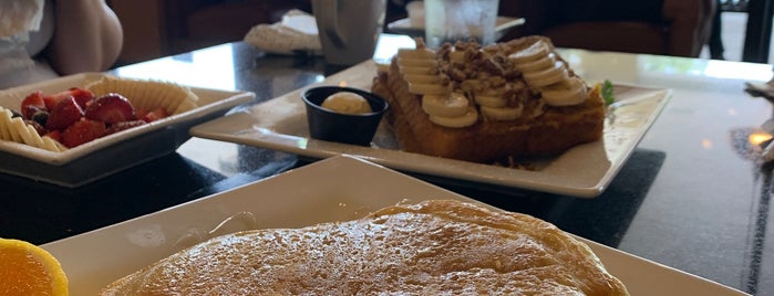 Keke's Breakfast Cafe is one of The 15 Best Places for Pancakes in Orlando.