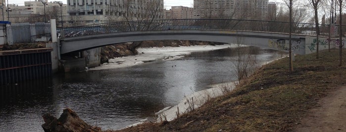 Ново-Андреевский мост is one of куда пойти - 🏡⛲️🌴.