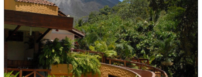 Tabacón Thermal Resort & Spa is one of สถานที่ที่ Chris ถูกใจ.