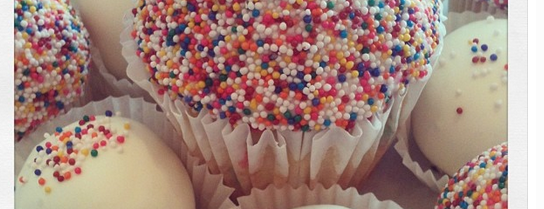 Trailercakes is one of Seven Dallas Restaurants to Follow on Instagram.