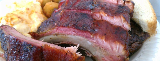 Off The Bone Barbeque is one of Dallas' 5 Best Barbecued Pork Ribs.
