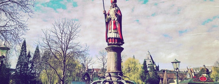 Sint Nicolaasfontein is one of De Efteling.