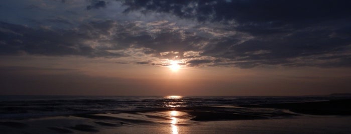 Pantai Blendung is one of Favorite Great Outdoors.