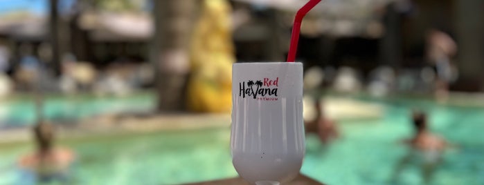 Red Havana beach bar is one of Κρήτη, Χανιά.