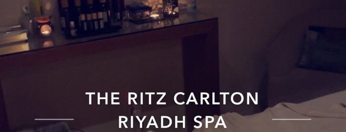 The Ritz Carlton SPA is one of Lieux qui ont plu à Feras.