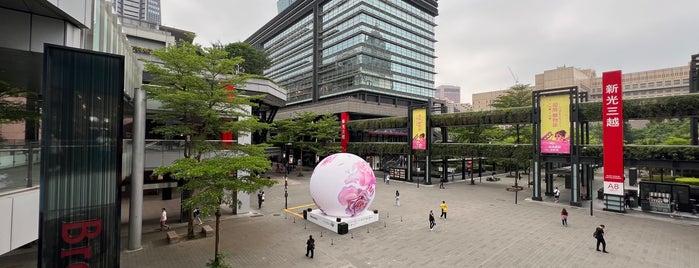 新光三越香堤廣場 is one of All-time favorites in Taiwan.