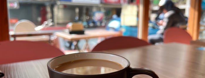 Laley Brunch 早餐咖啡 天母德行店 is one of 有機會要去看看的地方.