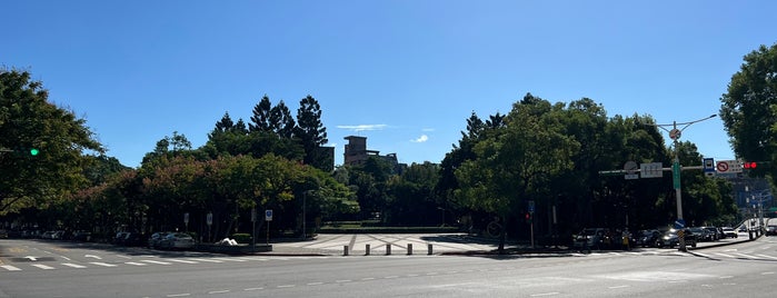 忠誠公園 Zhong Cheng Park is one of Places to visit in Taipei.