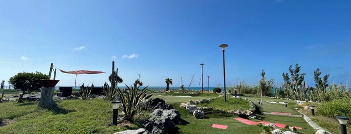 Bermuda Fun Golf is one of สถานที่ที่ Pepper ถูกใจ.